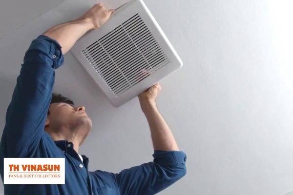 cach-lap-quat-hut-gio-gan-tuong-dung-cach quạt hút gắn tường công nghiệp