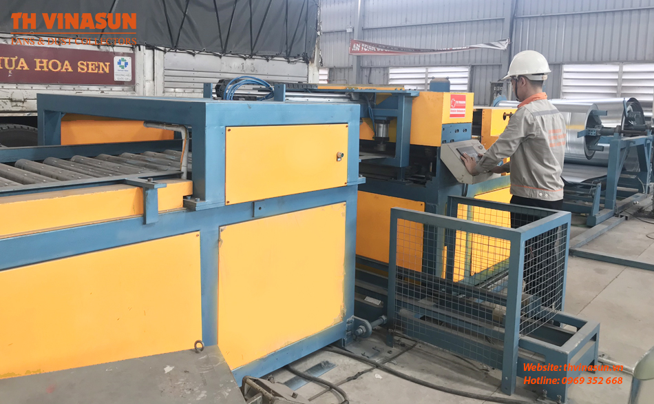 con-thu-la-gi Dây chuyền sản xuất ống gió