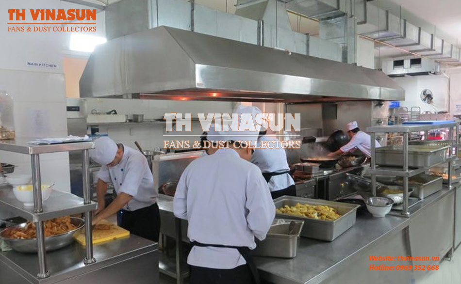 quat-hut-mui-con-sen quạt hút bếp nhà hàng