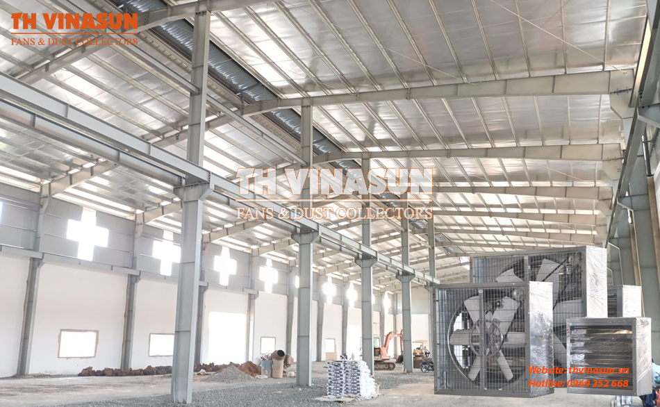 quạt thông gió gắn tường 600x600