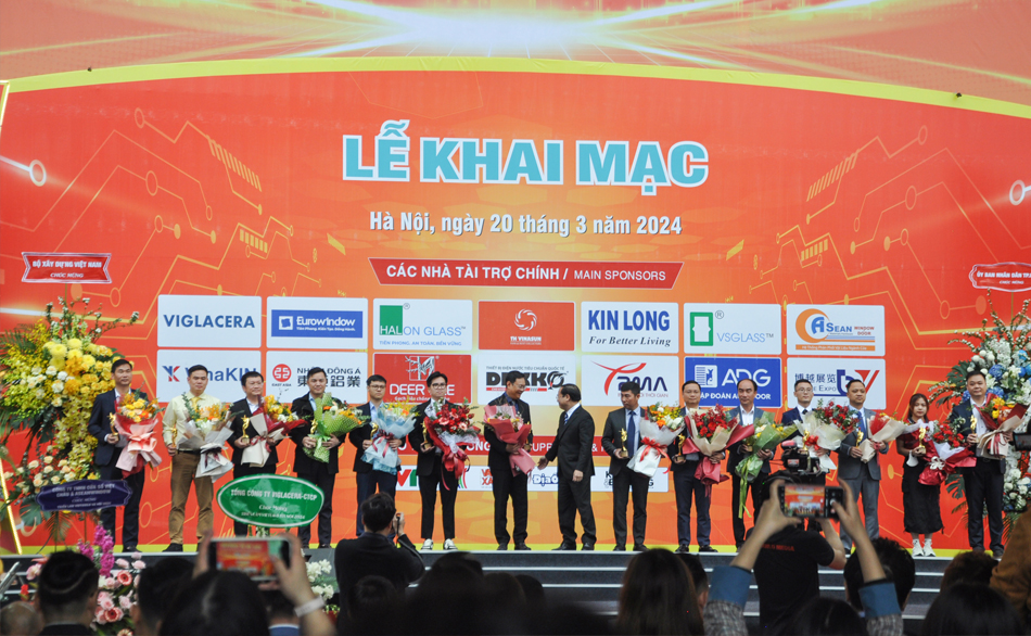 TH VINASUN LÀ NHÀ TÀI TRỢ CHÍNH TRIỂN LÃM VIETBUILD 2024