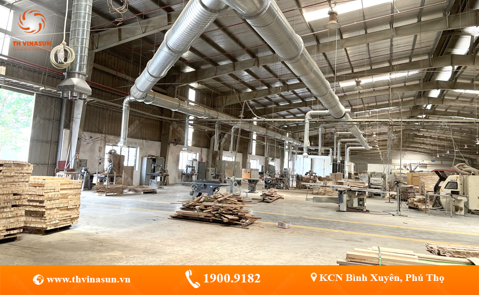 máy hút bụi trong xưởng gỗ